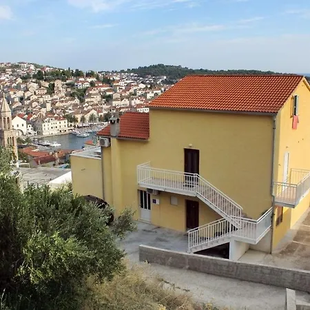 In With Sea View, Balcony, Air Conditioning, Wifi 3615-1 Apartment Hvar Town